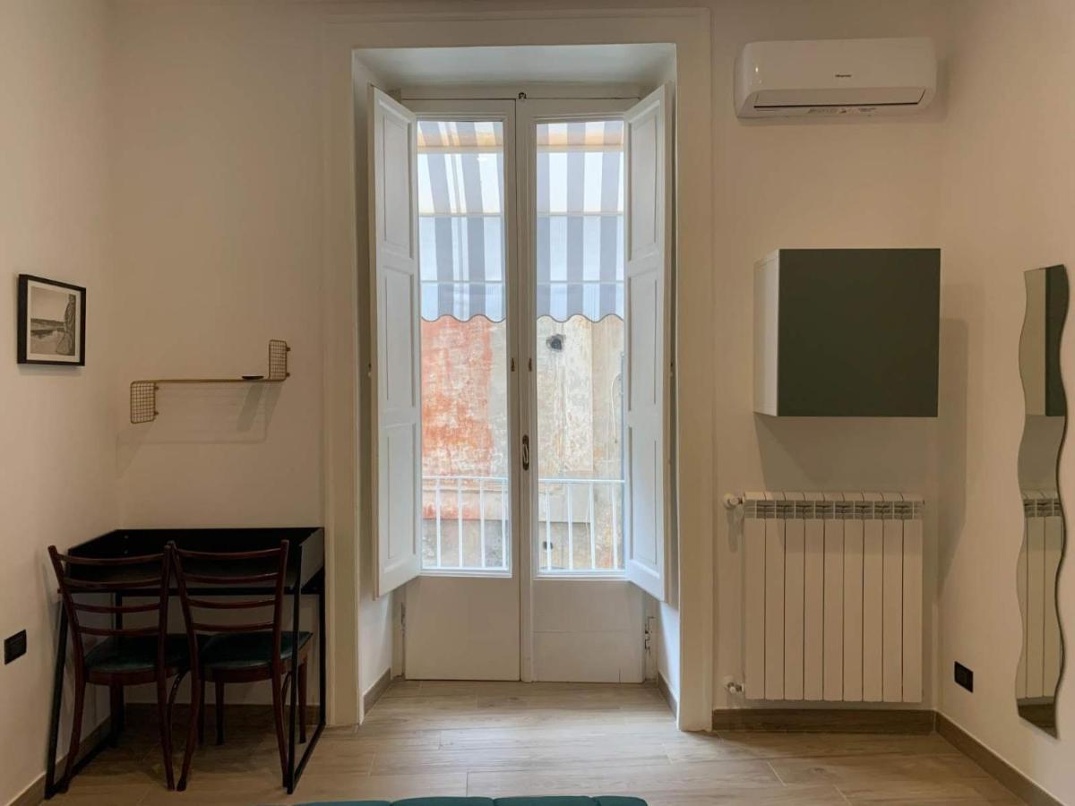 Fondacolivella Hotel Naples Luaran gambar