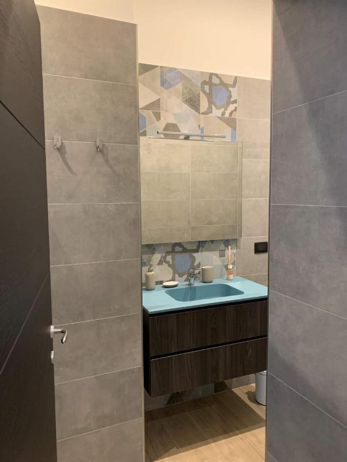 Fondacolivella Hotel Naples Luaran gambar