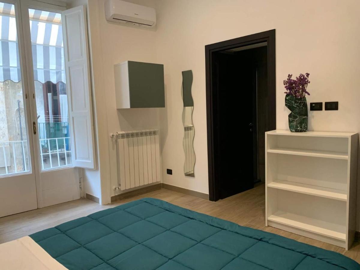Fondacolivella Hotel Naples Luaran gambar